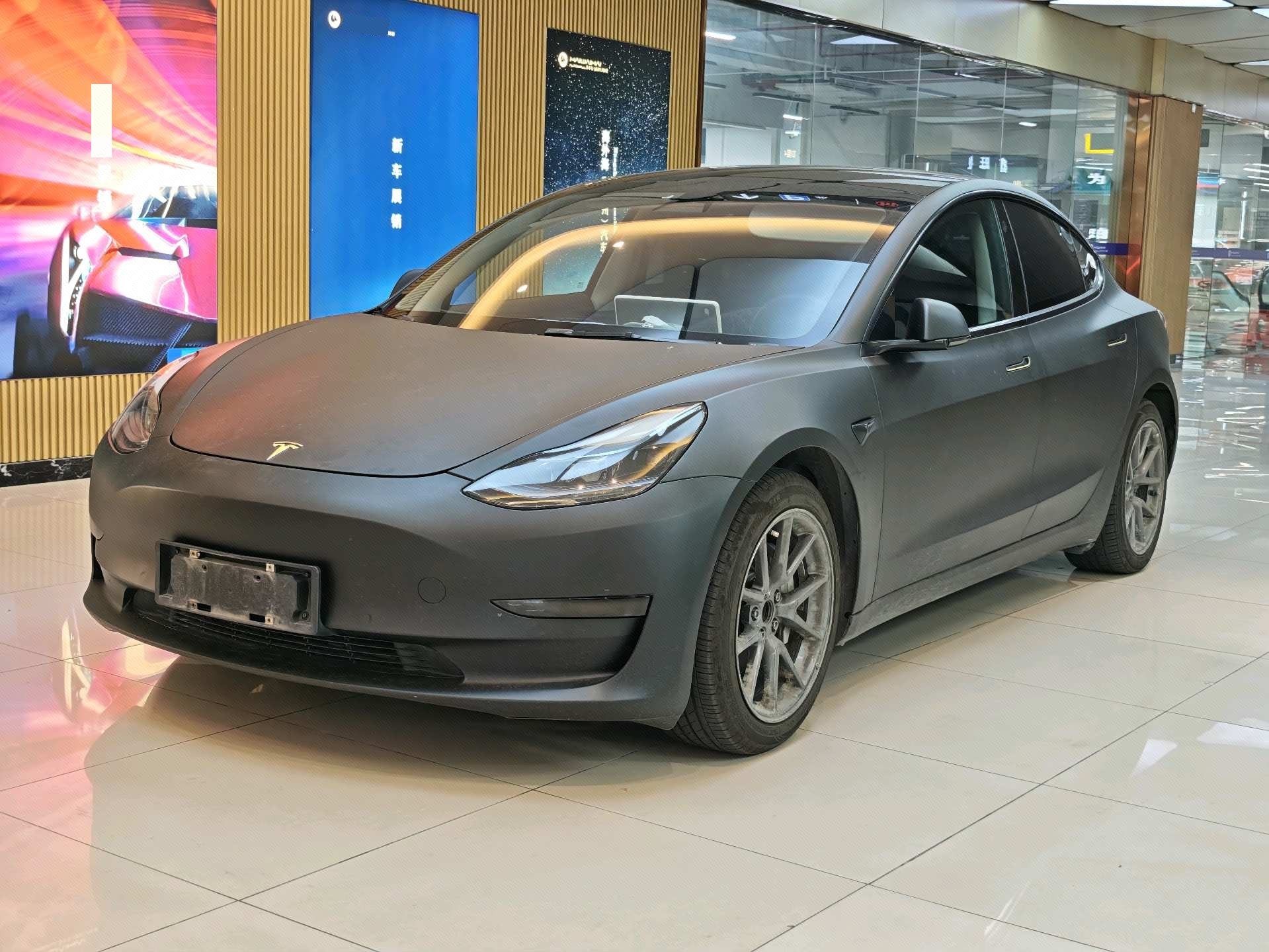 Tesla Model 3 2023 car image 