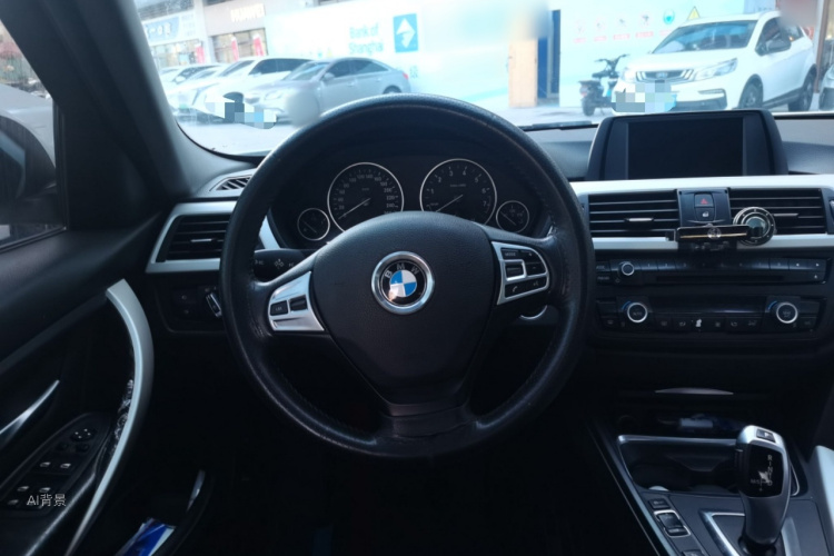 BMW 3 Series 2015 car image #12