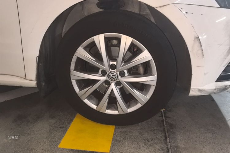 Volkswagen Lavida 2017 car image #9