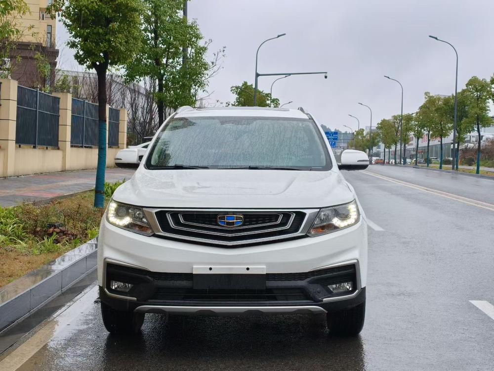 GEELY Vision X6 2019 car image #2