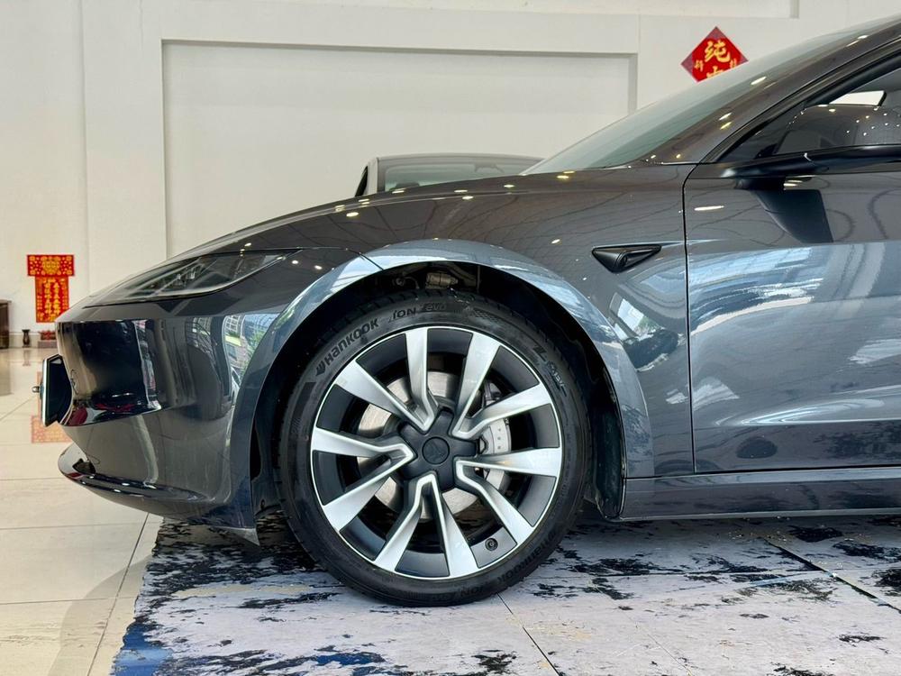 Tesla Model 3 2024 #10 Tesla Model 3 2024 car image #10