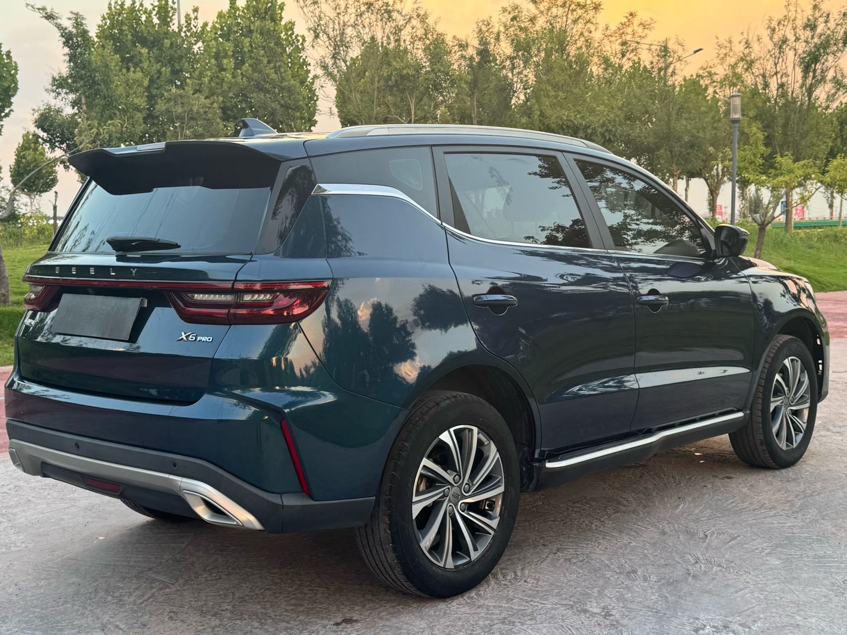 GEELY Vision X6 2023 #4 GEELY Vision X6 2023 car image #4