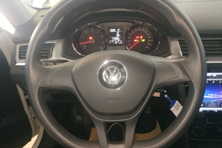 Volkswagen Bora 2016 image de voiture #11