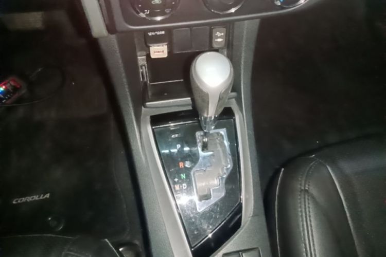 Toyota Corolla 2019 #14 Toyota Corolla 2019 car image #14