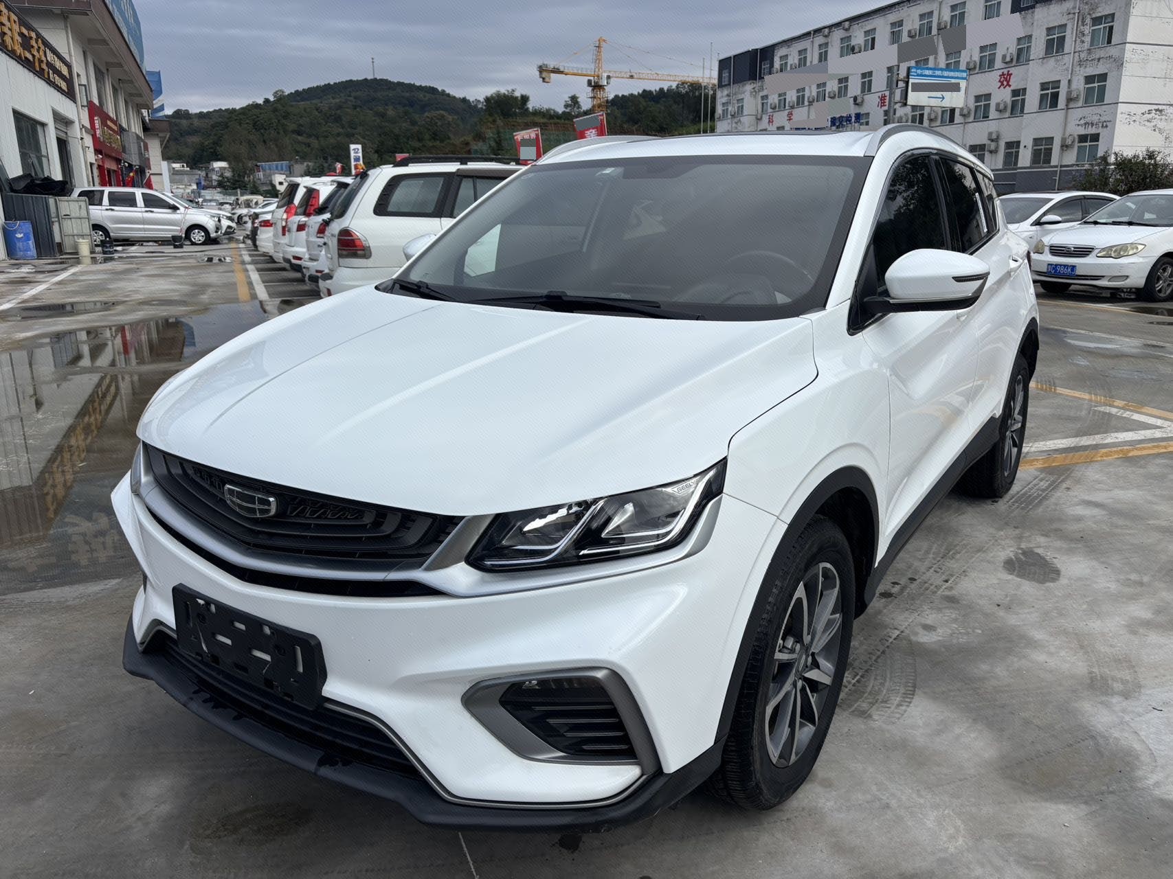 GEELY Coolray 2021 car image 