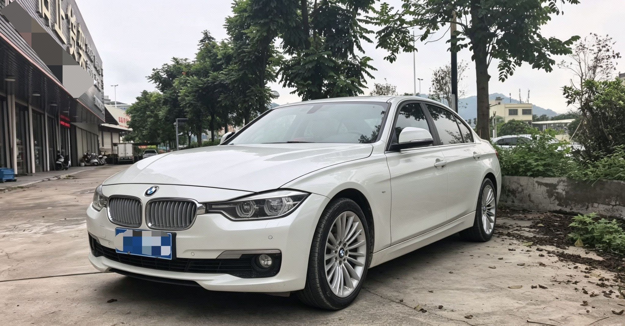 BMW 3 Series 2018 BMW 3 Series 2018 car image