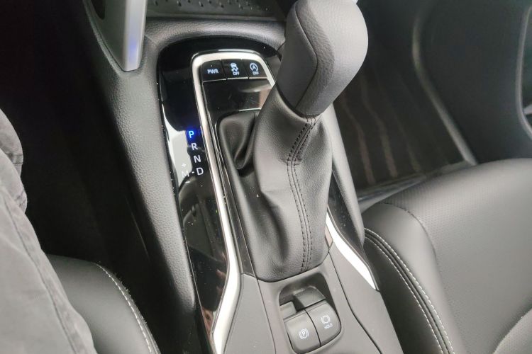 Toyota Corolla Cross 2024 изображение автомобиля #16