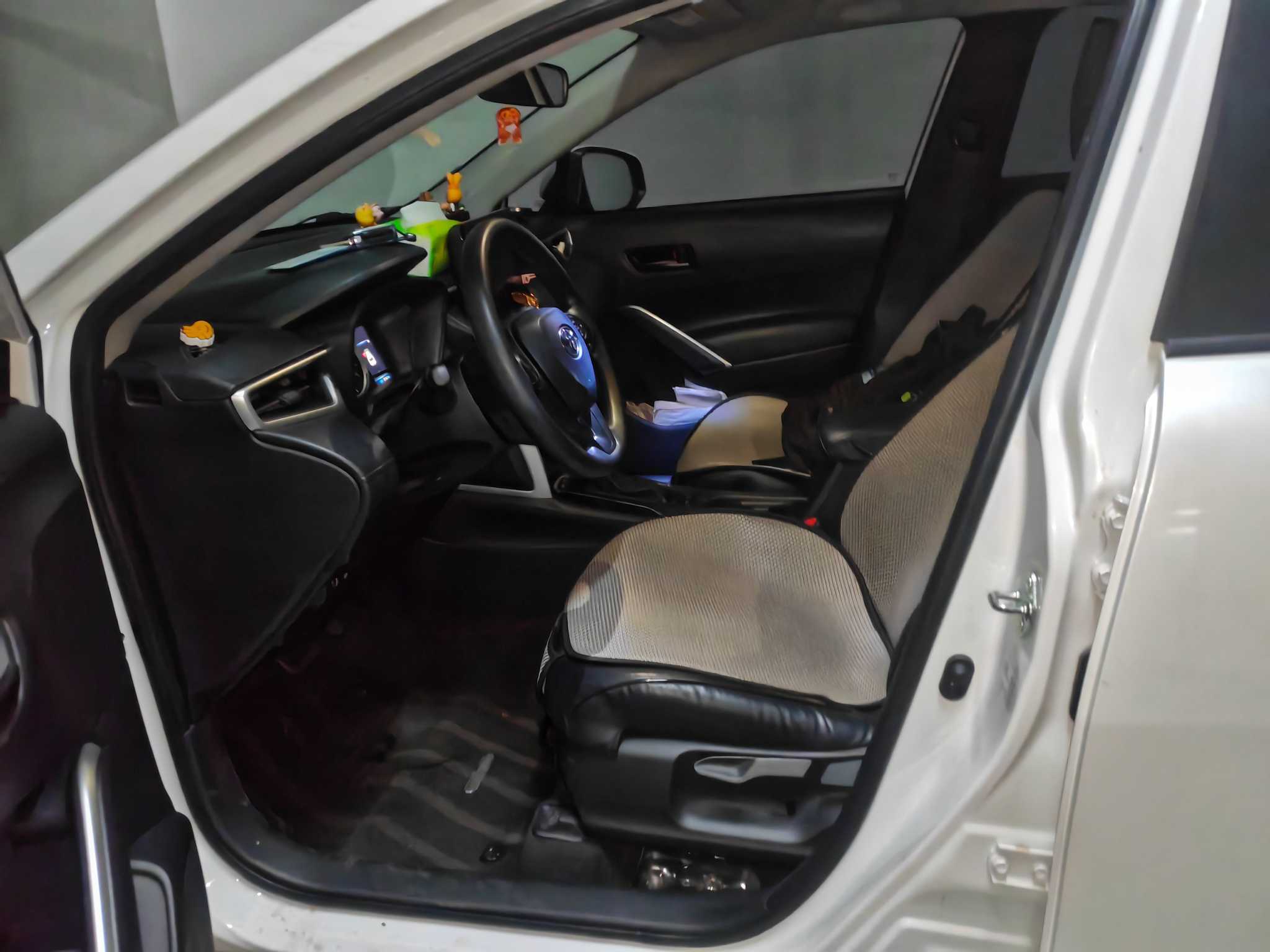 Toyota Corolla Cross 2023 car image #3