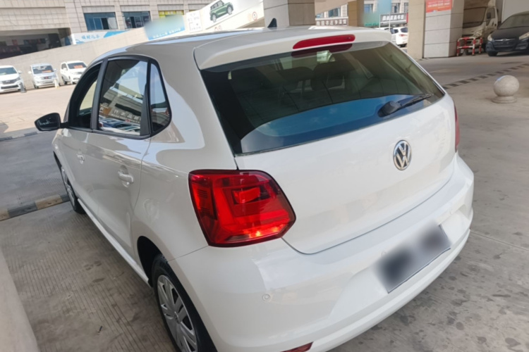 Volkswagen Polo 2017 car image #5