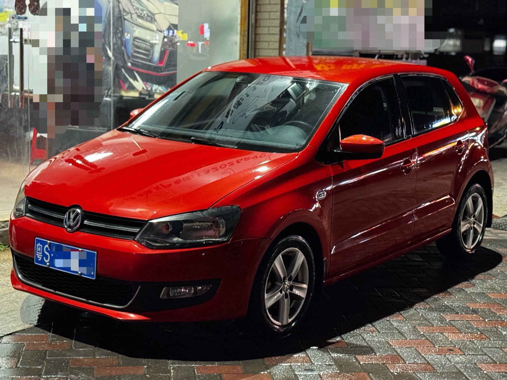 Volkswagen Polo 2012 Volkswagen Polo 2012 car image