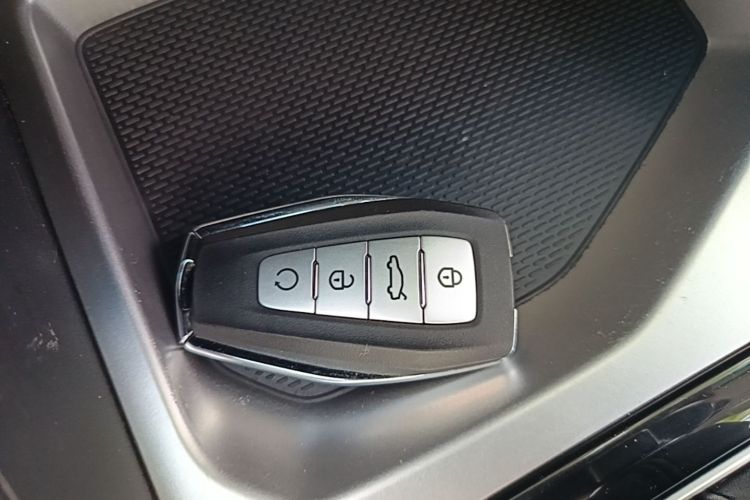 GEELY Emgrand L 2022 #9 GEELY Emgrand L 2022 car image #9