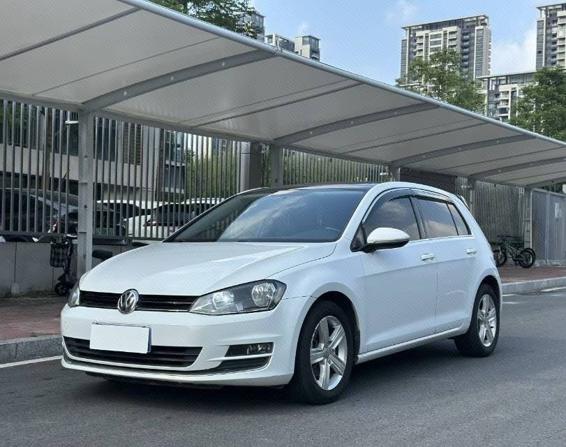 Volkswagen Golf 2015 Volkswagen Golf 2015 car image