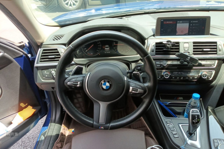 BMW 3 Series 2019 #12 BMW 3 Series 2019 car image #12