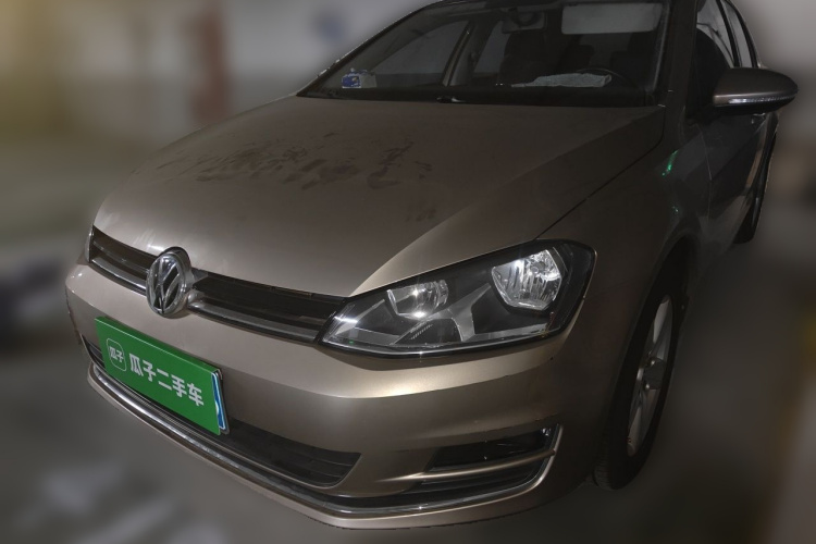 Volkswagen Golf 2016 car image #2