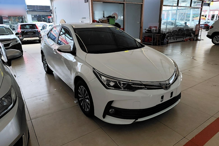 Toyota Corolla 2018 #4 Toyota Corolla 2018 car image #4