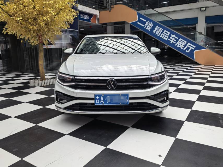 Volkswagen Bora 2023 car image #2