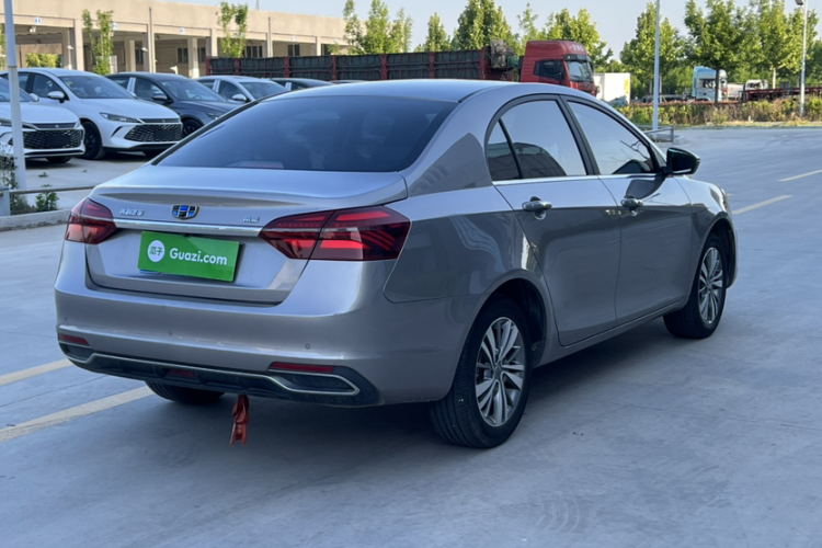 GEELY Emgrand 2018 car image #5