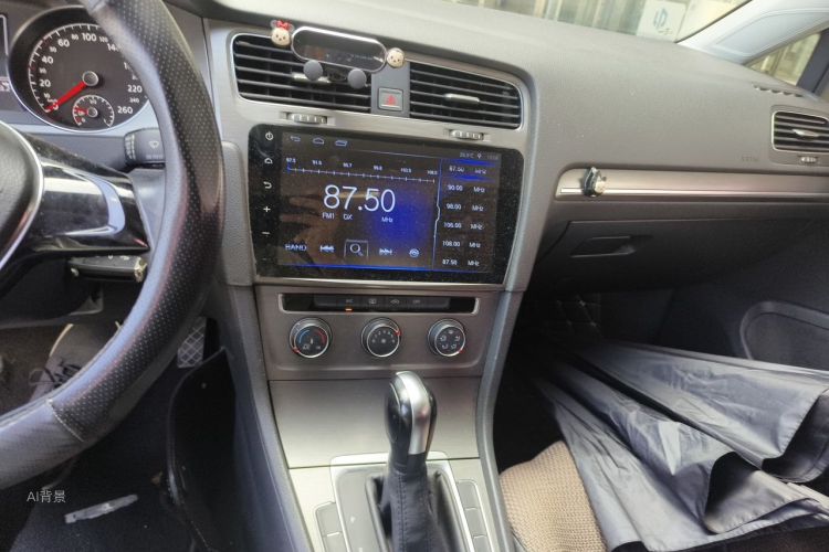 Volkswagen Golf 2016 car image #15