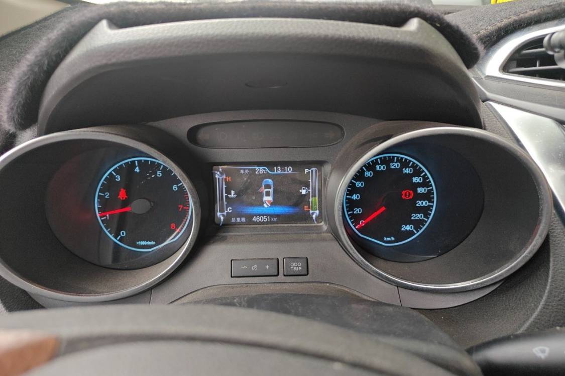 BYD Yuan 2016 #26 BYD Yuan 2016 car image #26