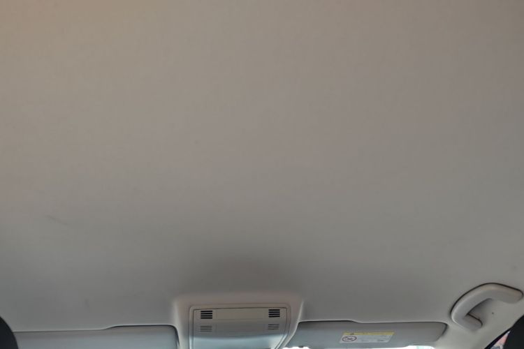 Volkswagen Golf 2019 car image #20