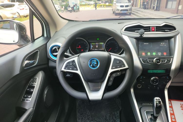 BYD Yuan New Energy 2019 car image #11
