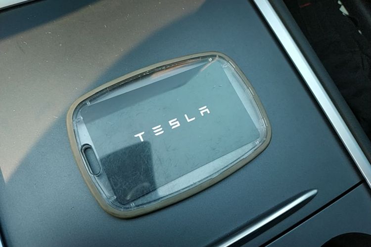 Tesla Model Y 2024 #9 Tesla Model Y 2024 صورة سيارة #9