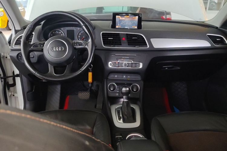 Audi Q3 2017 #10 Audi Q3 2017 car image #10
