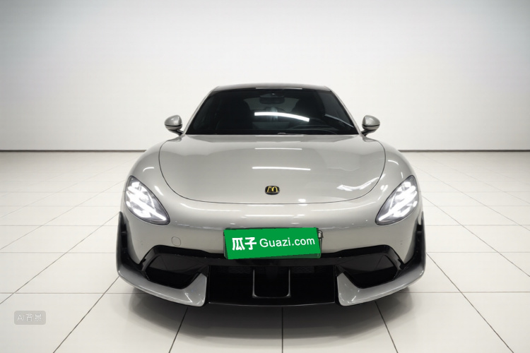 MI SU7 2025 car image #3