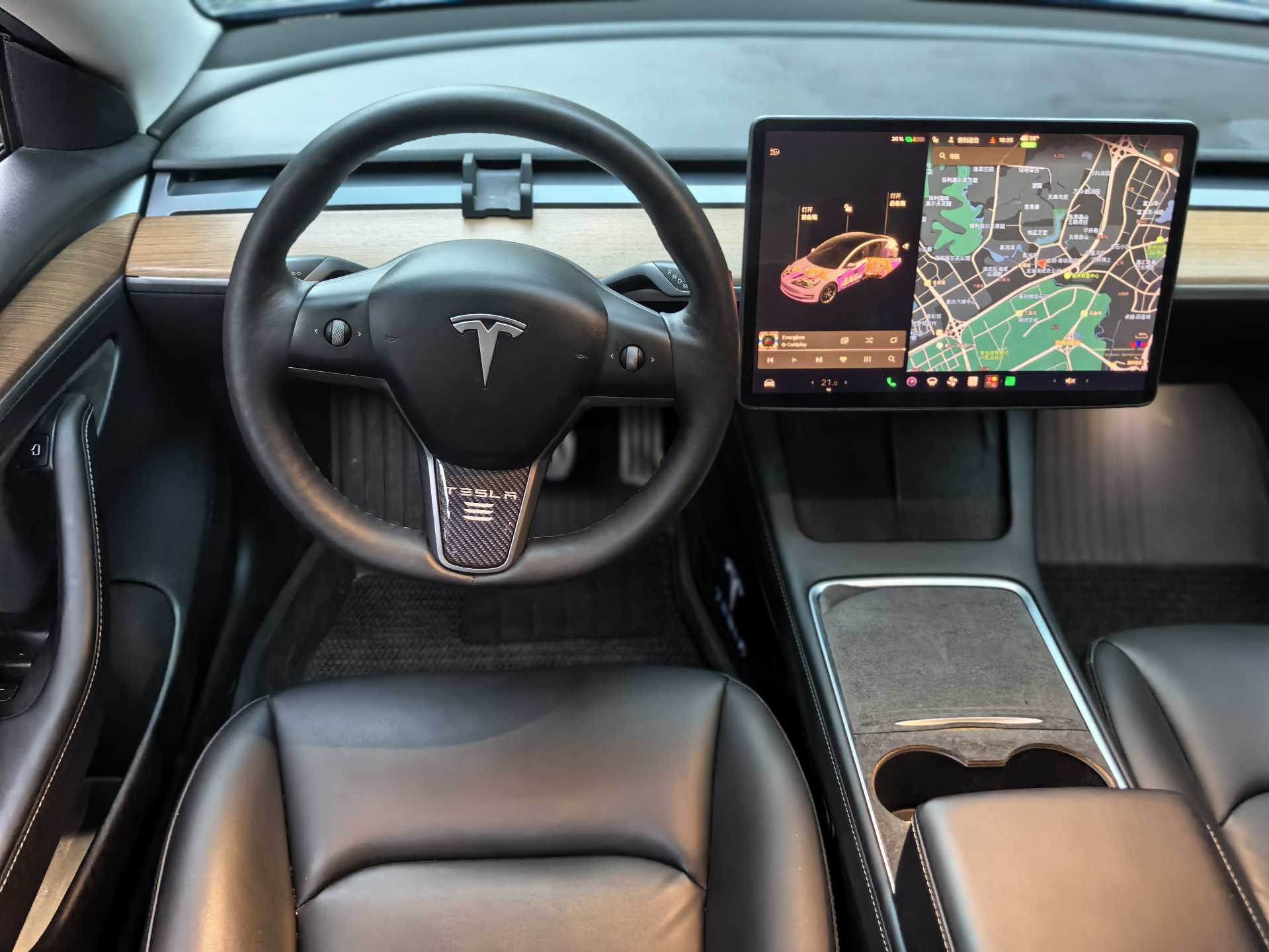 Tesla Model 3 2021 صورة سيارة #4