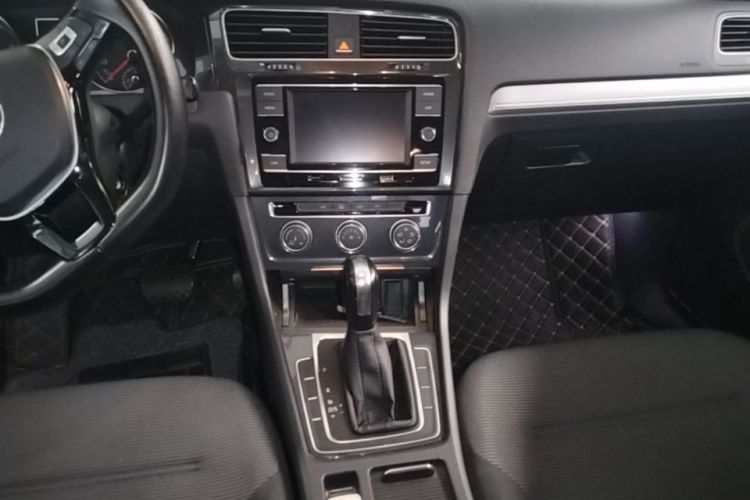 Volkswagen Golf 2018 #13 Volkswagen Golf 2018 car image #13