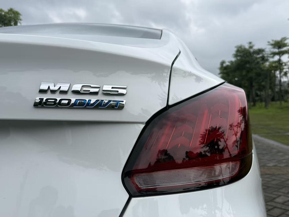 MG 5 2023 car image #9