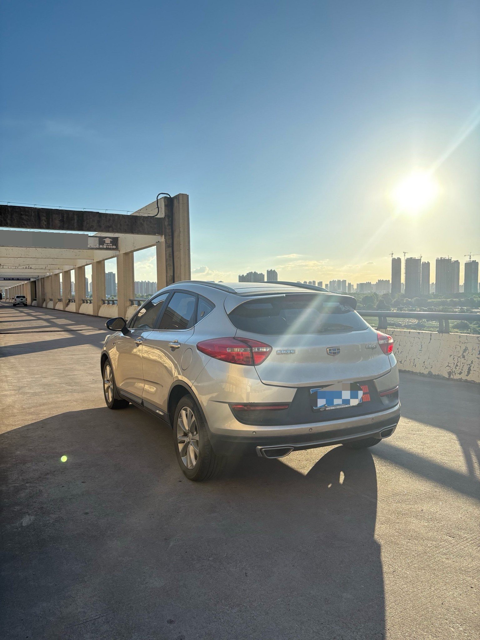 GEELY Emgrand GS 2017 car image #2