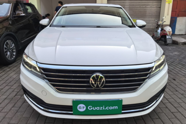 Volkswagen Lavida 2021 car image #3