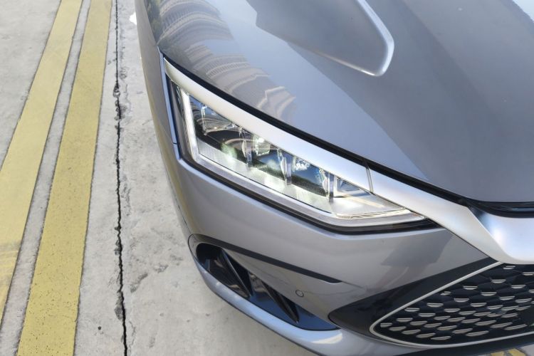 BYD Han 2023 #8 BYD Han 2023 car image #8