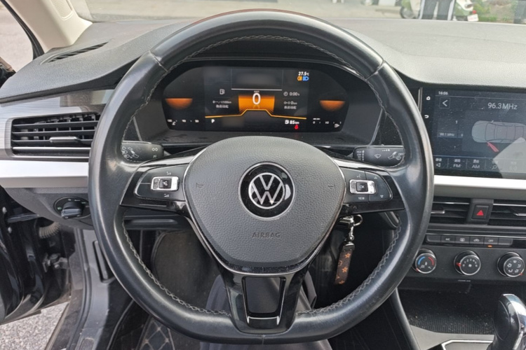 Volkswagen Lavida 2022 car image #15