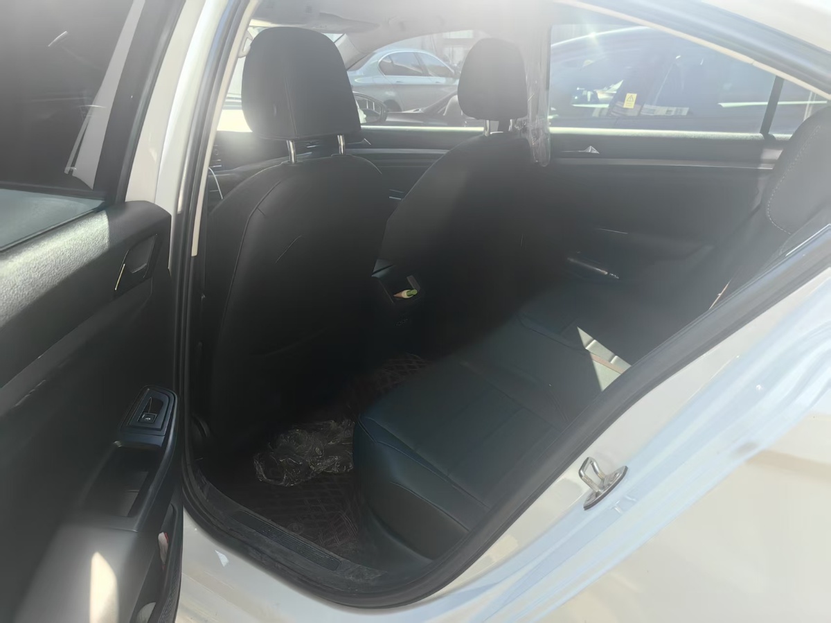 Volkswagen Bora 2019 #4 Volkswagen Bora 2019 car image #4