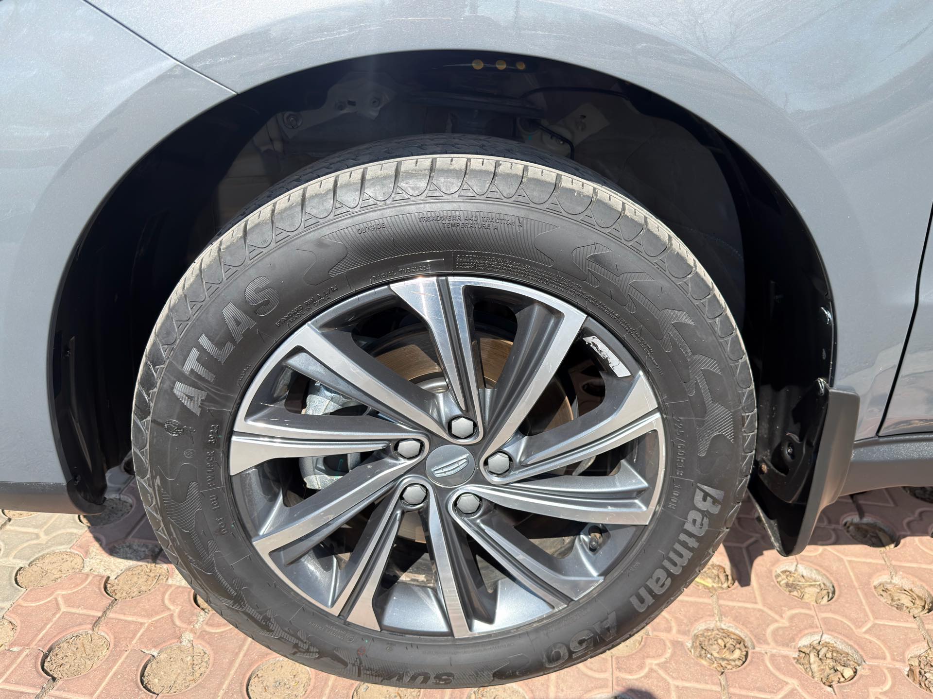 GEELY Vision X6 2023 car image #7