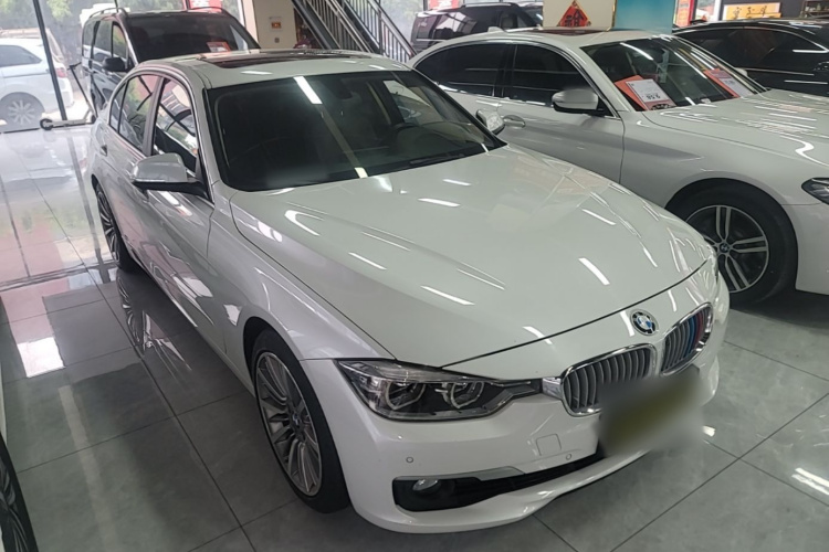 BMW 3 Series 2019 car image #4