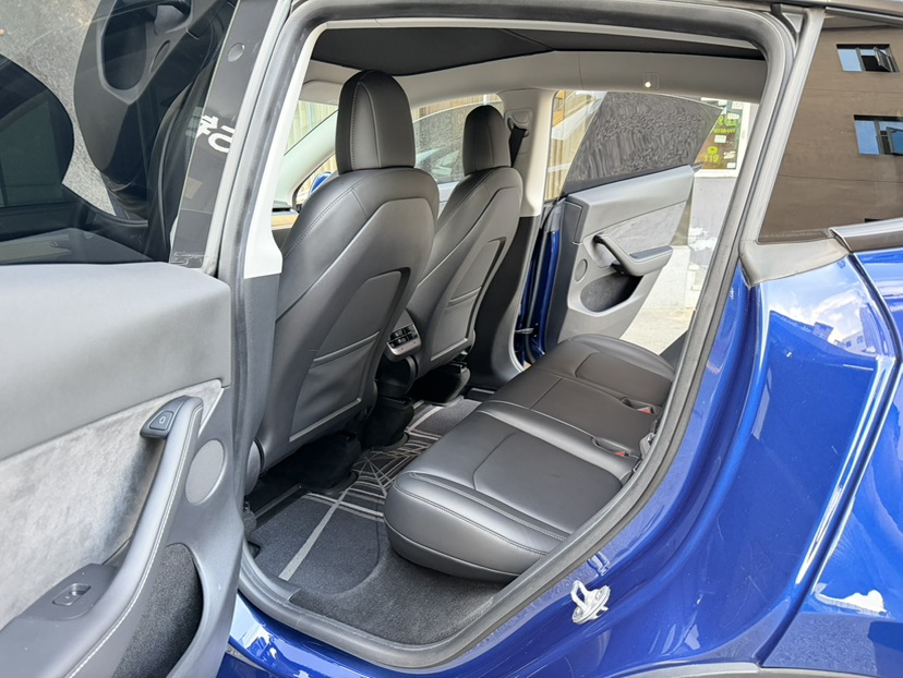 Tesla Model Y 2022 #6 Tesla Model Y 2022 immagine di auto #6