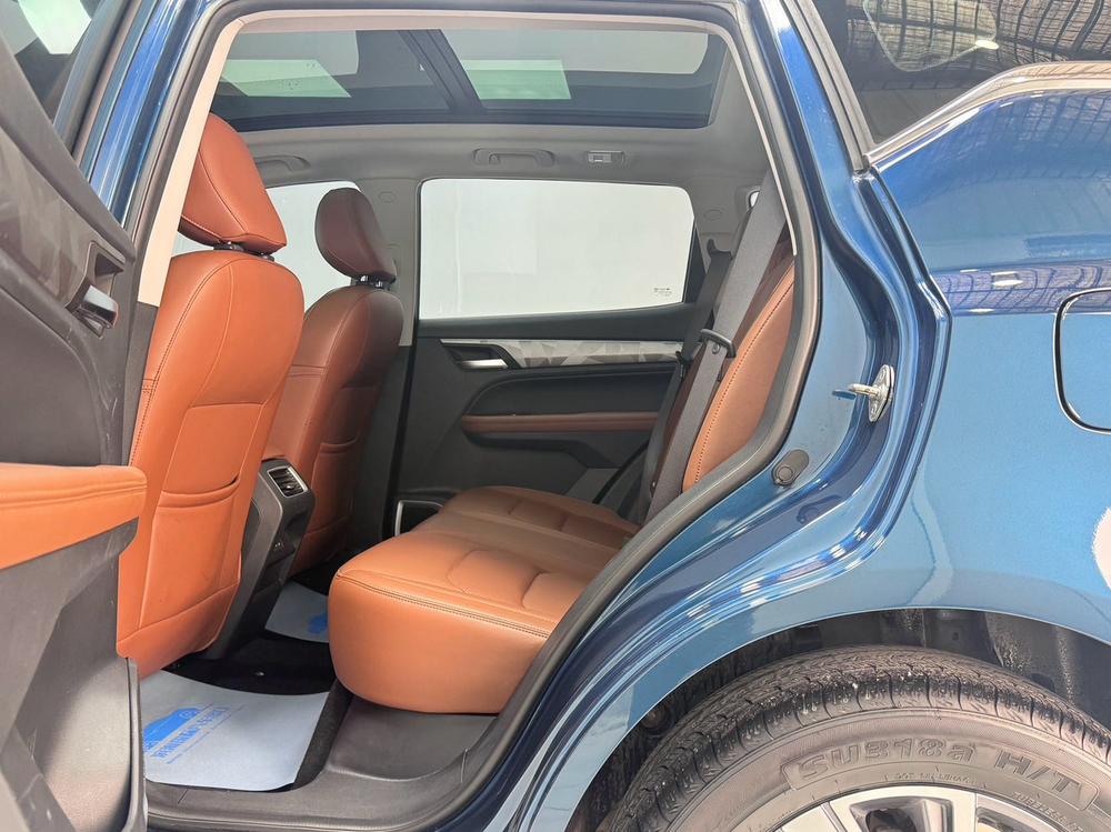 GEELY Vision X6 2022 car image #16