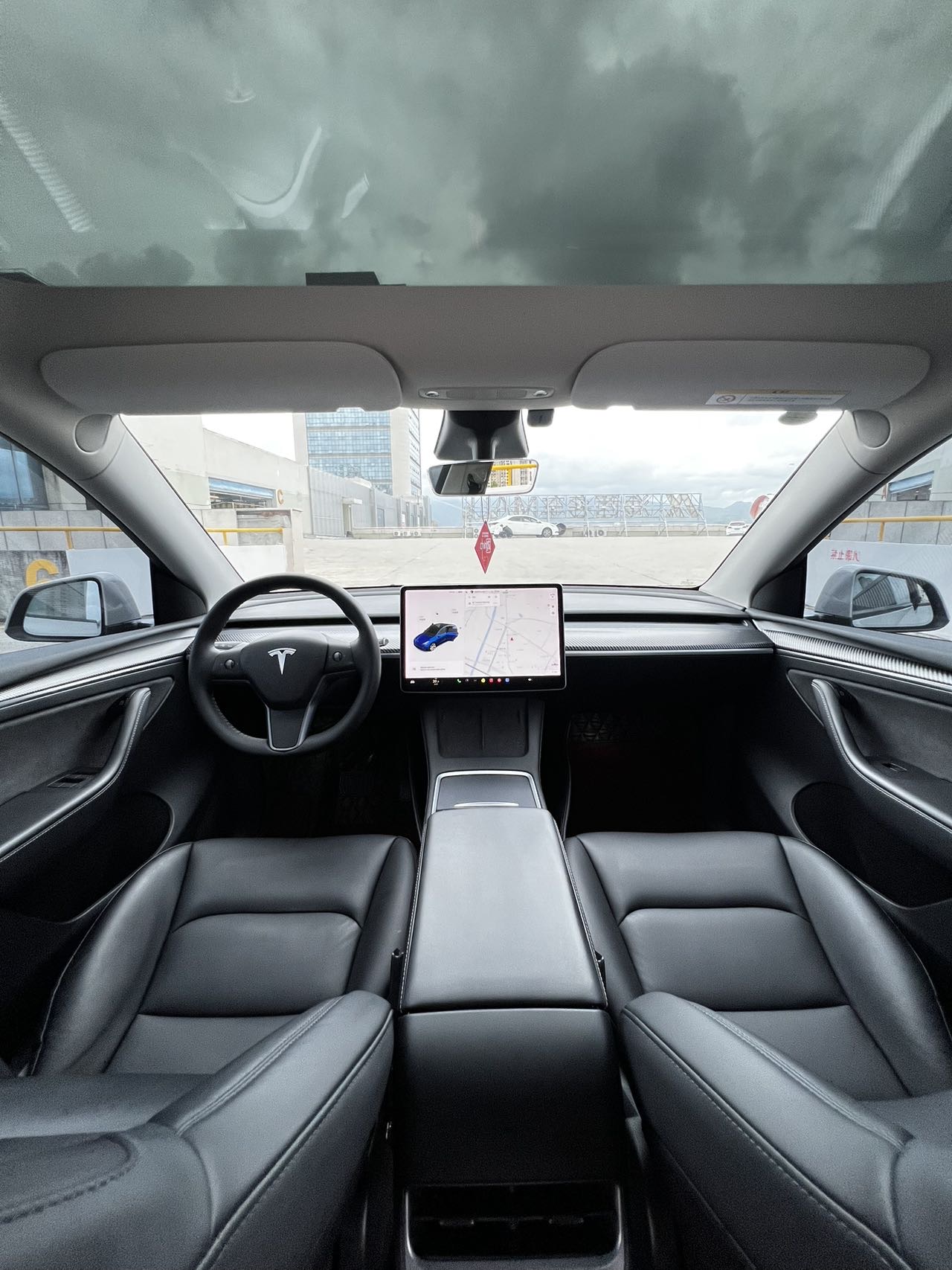 Tesla Model Y 2021 #6 Tesla Model Y 2021 car image #6