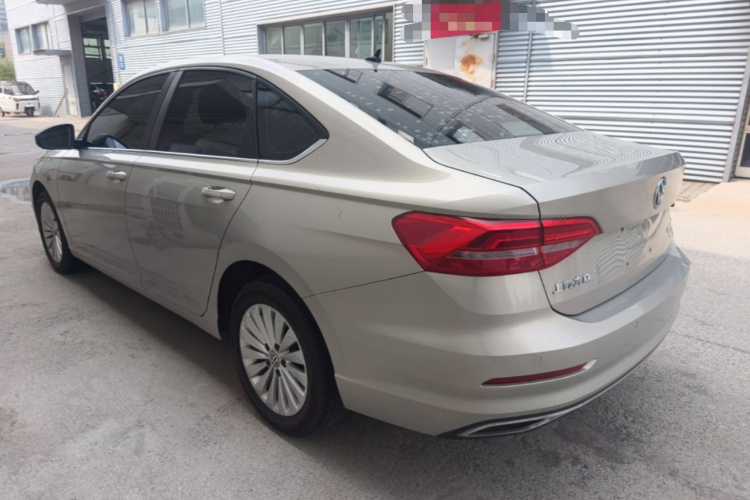 Volkswagen Lavida 2019 car image #5