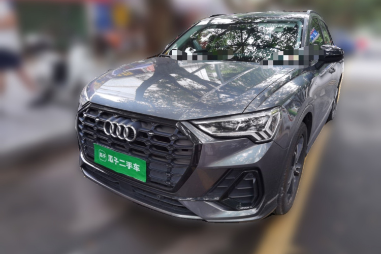 Audi Q3 2020 car image #2