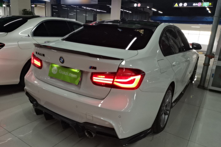 BMW 3 Series 2018 #7 BMW 3 Series 2018 car image #7
