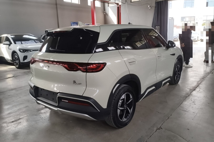 BYD YuanUP 2024 #5 BYD YuanUP 2024 car image #5