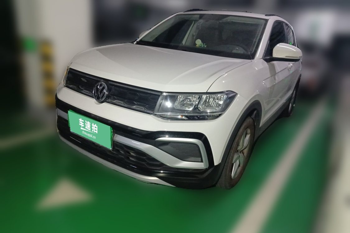 Volkswagen T-Cross 2021 Volkswagen T-Cross 2021 صورة سيارة