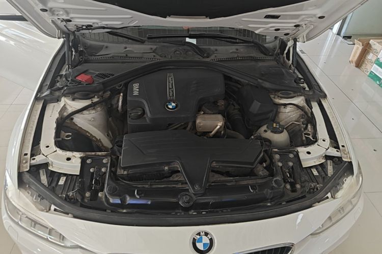 BMW 3 Series 2015 car image #20