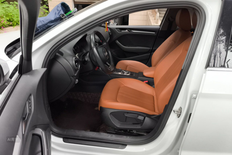 Audi A3 2017 car image #17