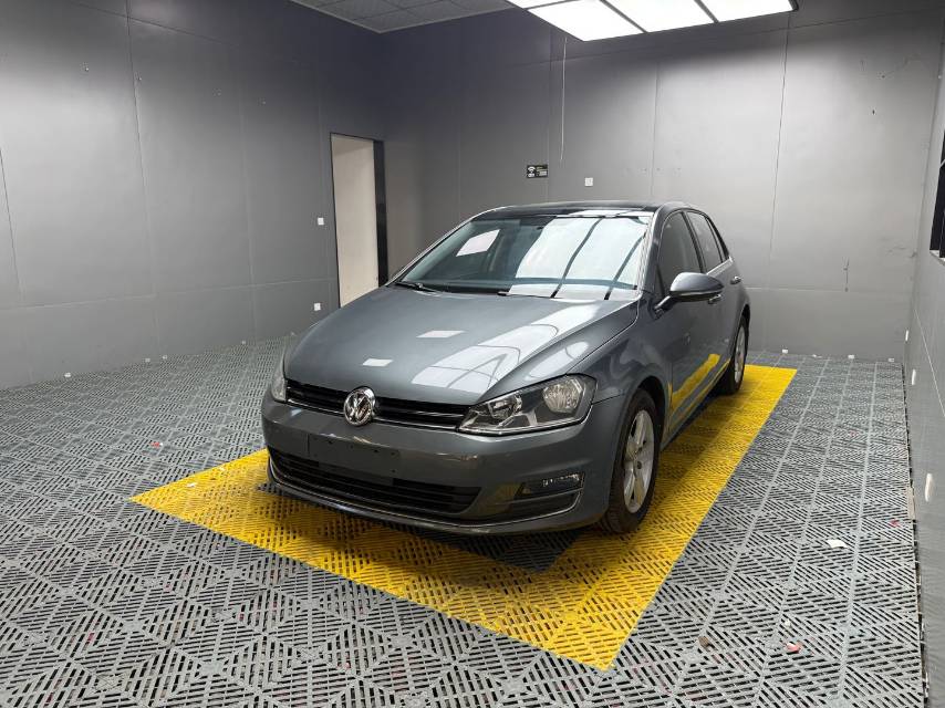 Volkswagen Golf 2014 Volkswagen Golf 2014 car image