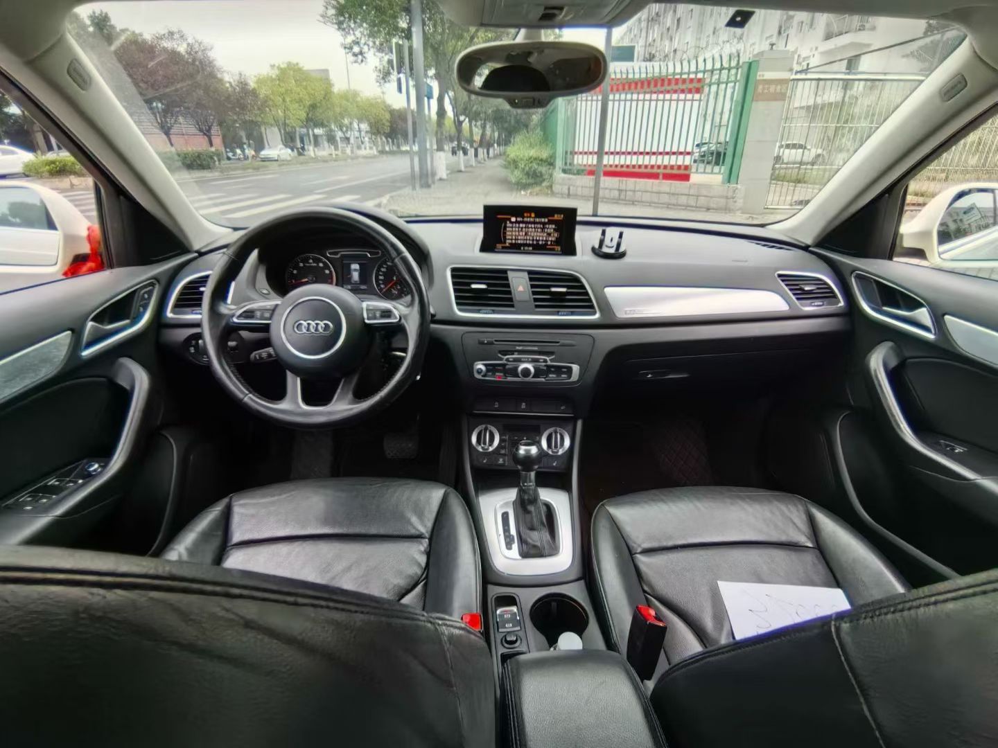 Audi Q3 (Imported) 2013 #4 Audi Q3 (Imported) 2013 car image #4